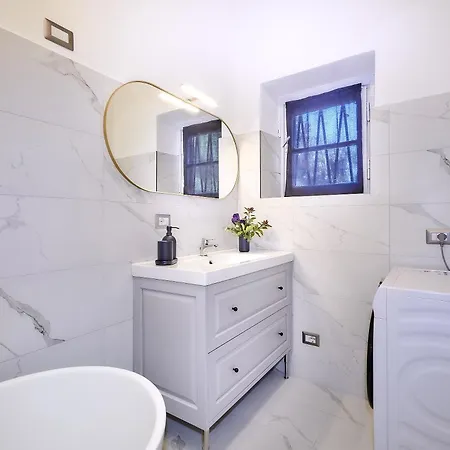 Scoglio With Private Hot Tub And Air Conditioning Villa *