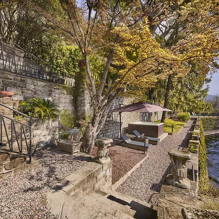 Villa Scoglio With Private Hot Tub And Air Conditioning