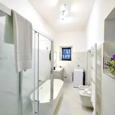 Villa Scoglio With Private Hot Tub And Air Conditioning