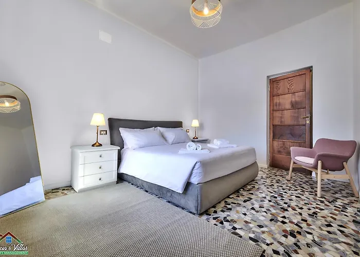 Scoglio With Private Hot Tub And Air Conditioning 빌라 *