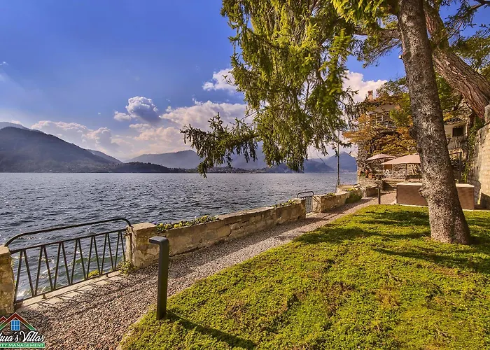 Scoglio With Private Hot Tub And Air Conditioning * 리에르나